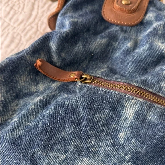 Bed Stu Blue and Brown Shoulder Bag - Picture 2 of 6